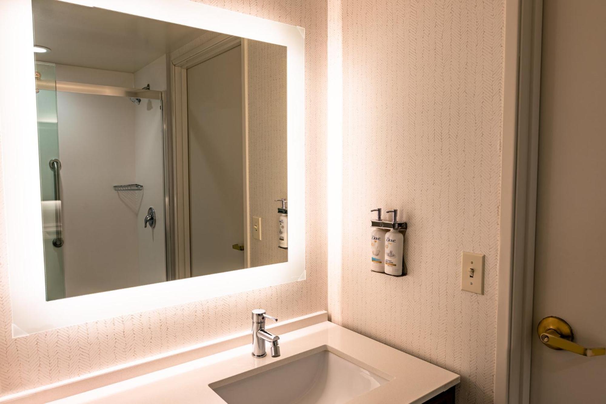 Holiday Inn Oakland Airport By Ihg Eksteriør billede