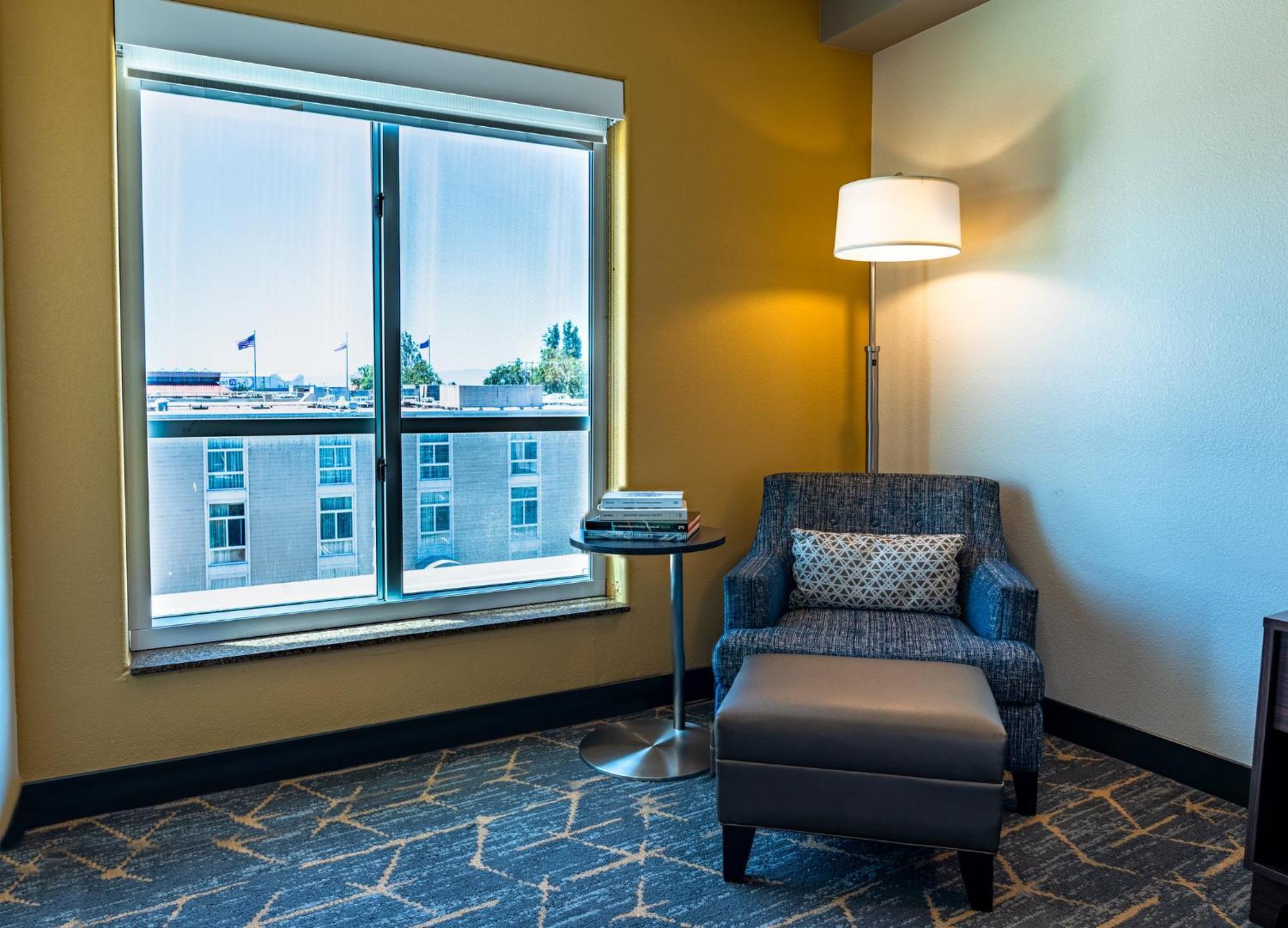 Holiday Inn Oakland Airport By Ihg Eksteriør billede
